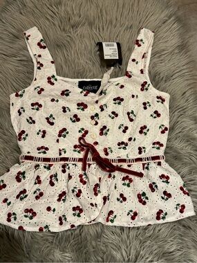 Collectif Peggy Sue Cherry Broderie Blouse